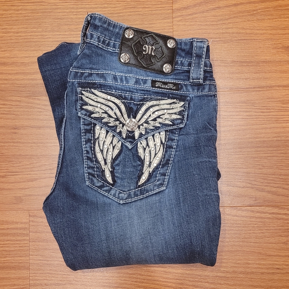 Women's Miss Me Distressed Signature Rise Straight